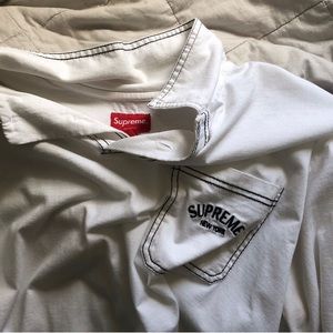 Supreme button collar